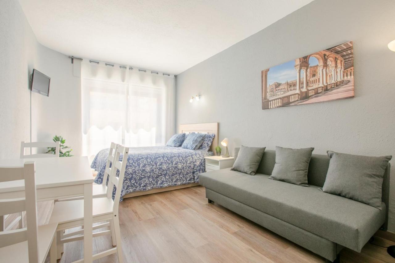 Apartment 233 Hispalis Triana Sevilla Bagian luar foto