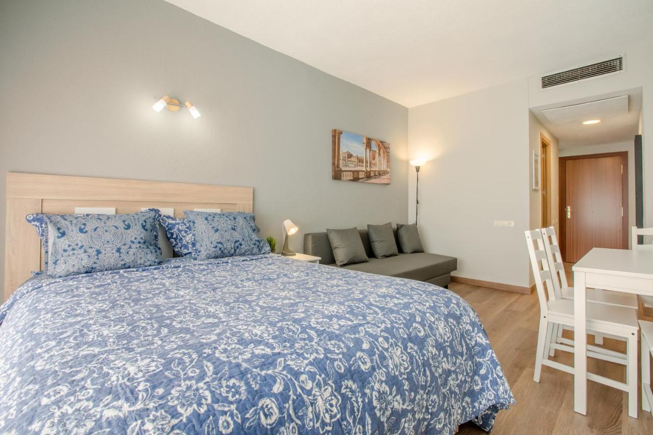Apartment 233 Hispalis Triana Sevilla Bagian luar foto